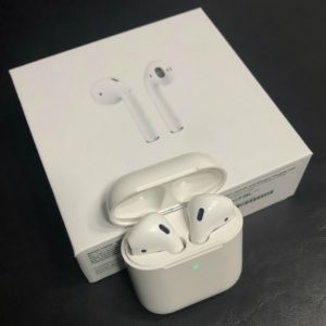 Wireless Earphones Bluetooth Headset Mini Earbuds With Mic Charging Box Sport Headphone Compatible For Smart Phone white