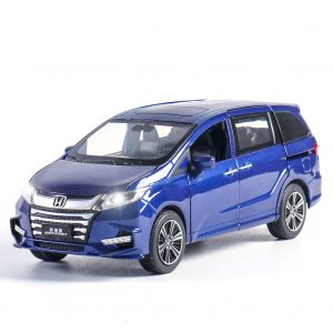 1:32 Simulation Car Mini Car Model Aluminum Alloy Body Engine Sound Glow Light Home Decorations Children Toy blue