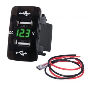 Slot Type Car Charger Dual USB 3.1A Multifunctional Quick Charger with Voltage Meter for Automobiles for Honda