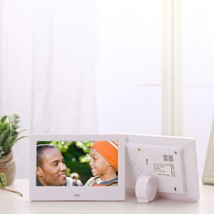 7 Inch HD LED Digital Screen Photo Frames 1024*600 Calendar/Alarm/Timer Switch /Video Player  White UK plug