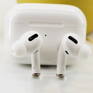 i300Pro Bluetooth Earphones with Charging Bin Sport Ergonomic Lightweight Wireless Headset in-Ear Earbuds for Gym Running Workouts white