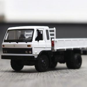 Simulate Alloy Truck Model Door Opening Sound Light Inertia Toy for Kids white