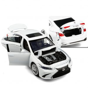 1:32 Alloy Car Model Vehicle Model Simulation Family Car Model Car Ornaments white