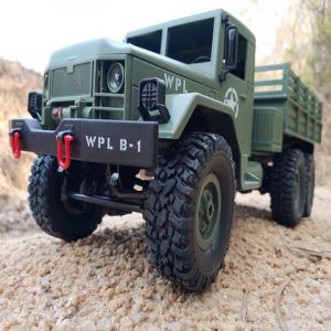 2.4G Remote Control Military Truck 6 Wheel Drive Off-Road RC Car Model Remote Control Climbing Car Gift Toy Military green car  with color box